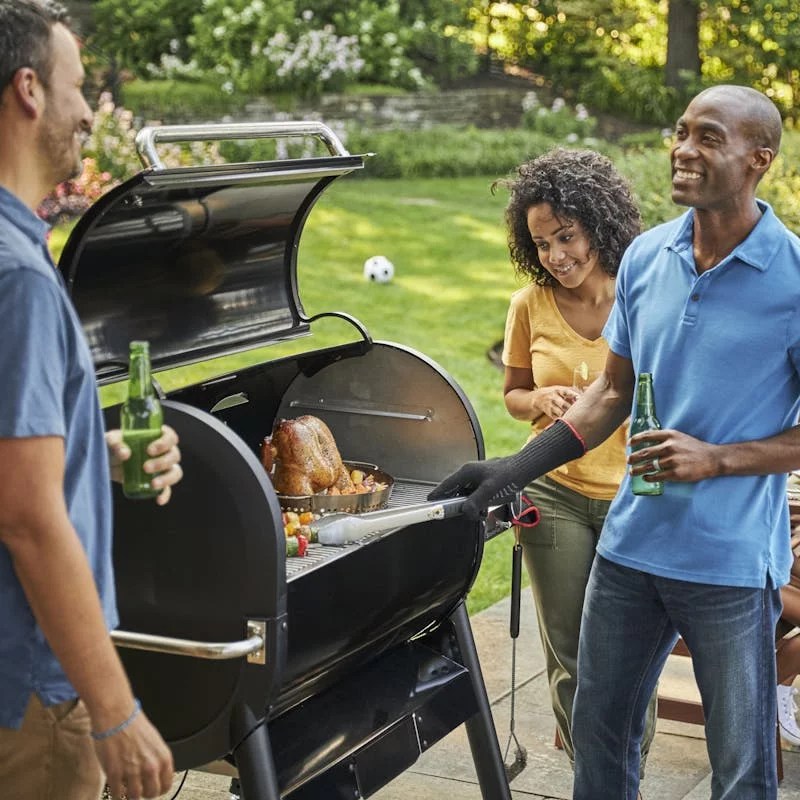 Weber SmokeFire EX6 Wood Fired Pellet Grill – Black