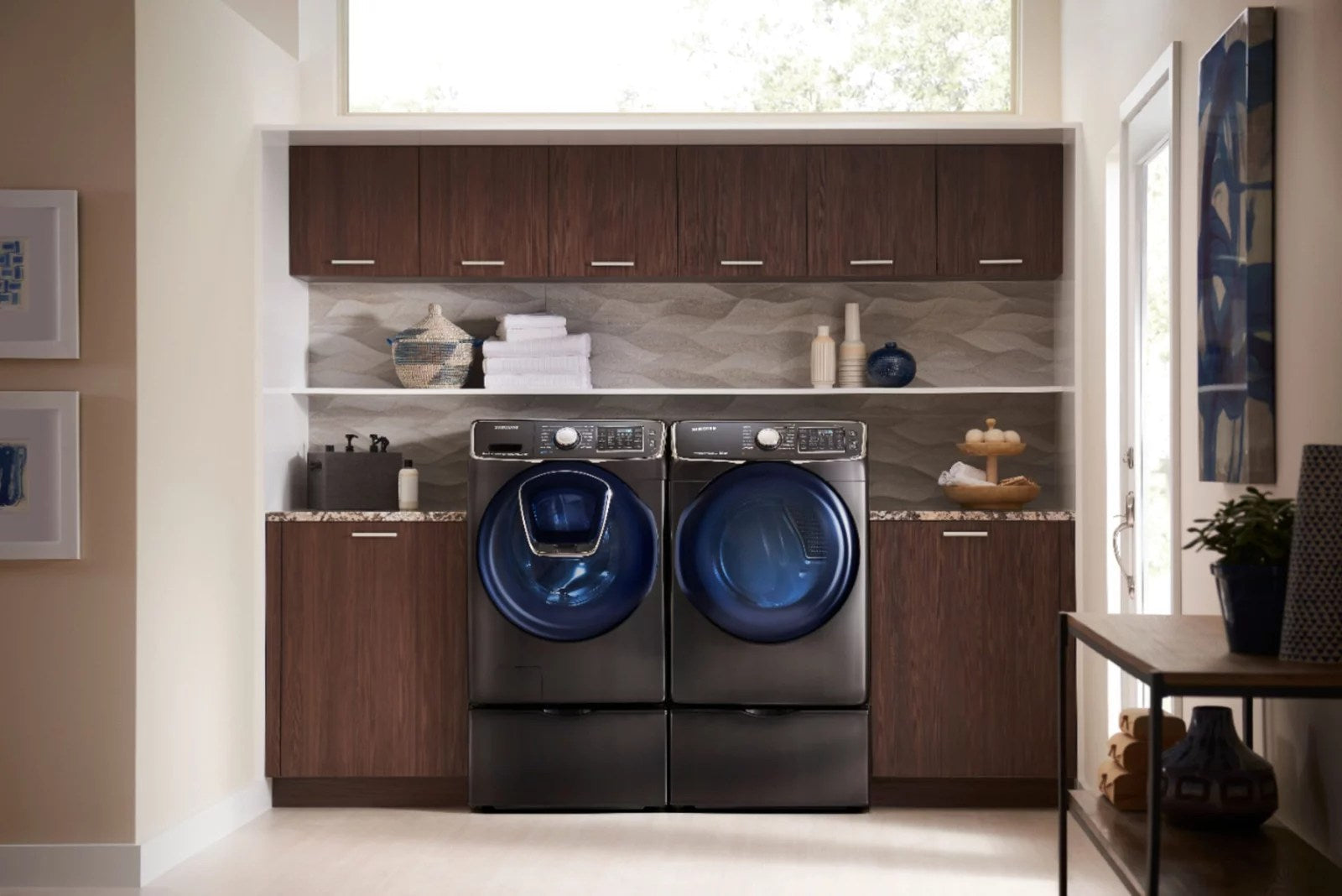 Samsung – 4.5 Cu. Ft. High Efficiency Stackable Front Load Washer with Steam and AddWash – Black stainless steel