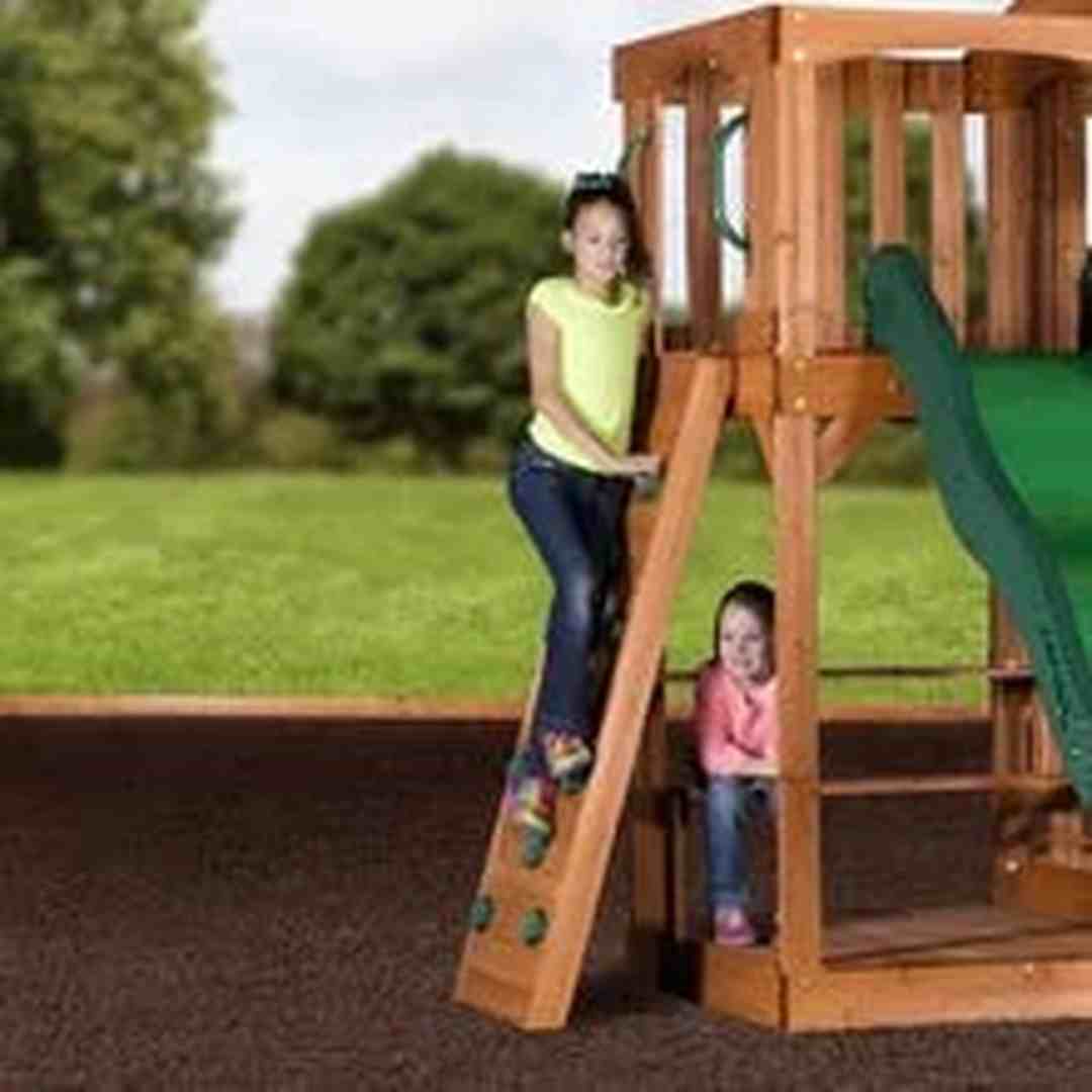 HILLCREST SWING SET